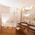 Simmenhof Hotel
