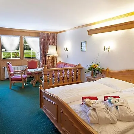 Simmenhof Hotel 4*